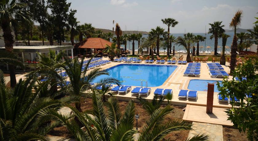 Nagi Beach Hotel